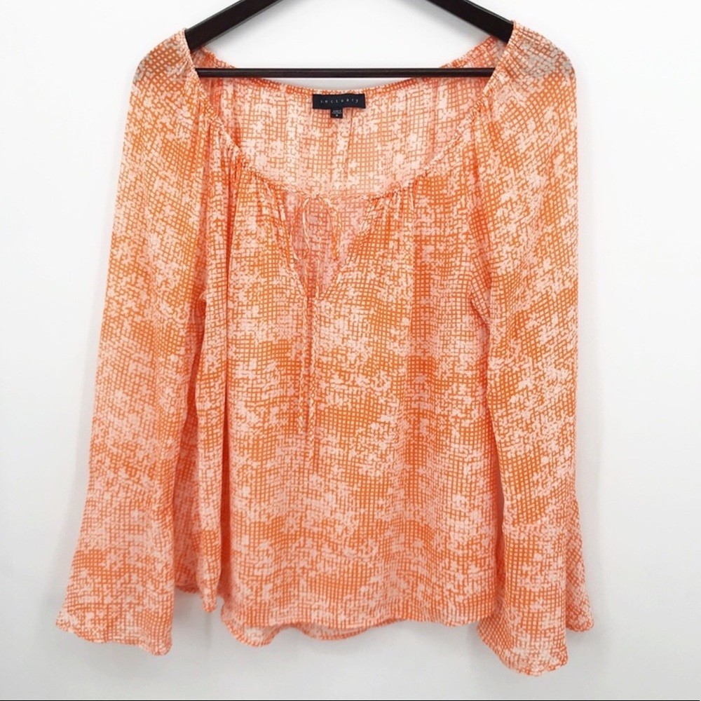 NWT Sanctuary orange & cream blouse.